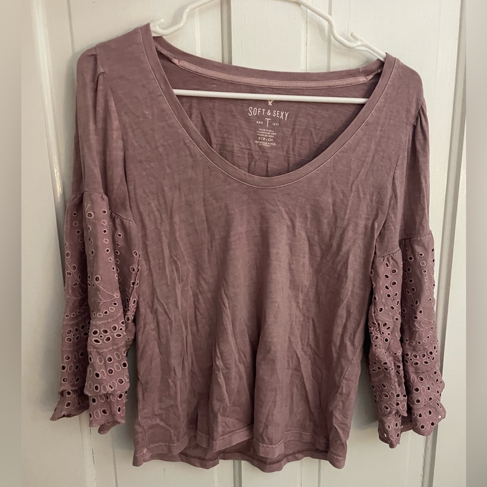 American Eagle shirt